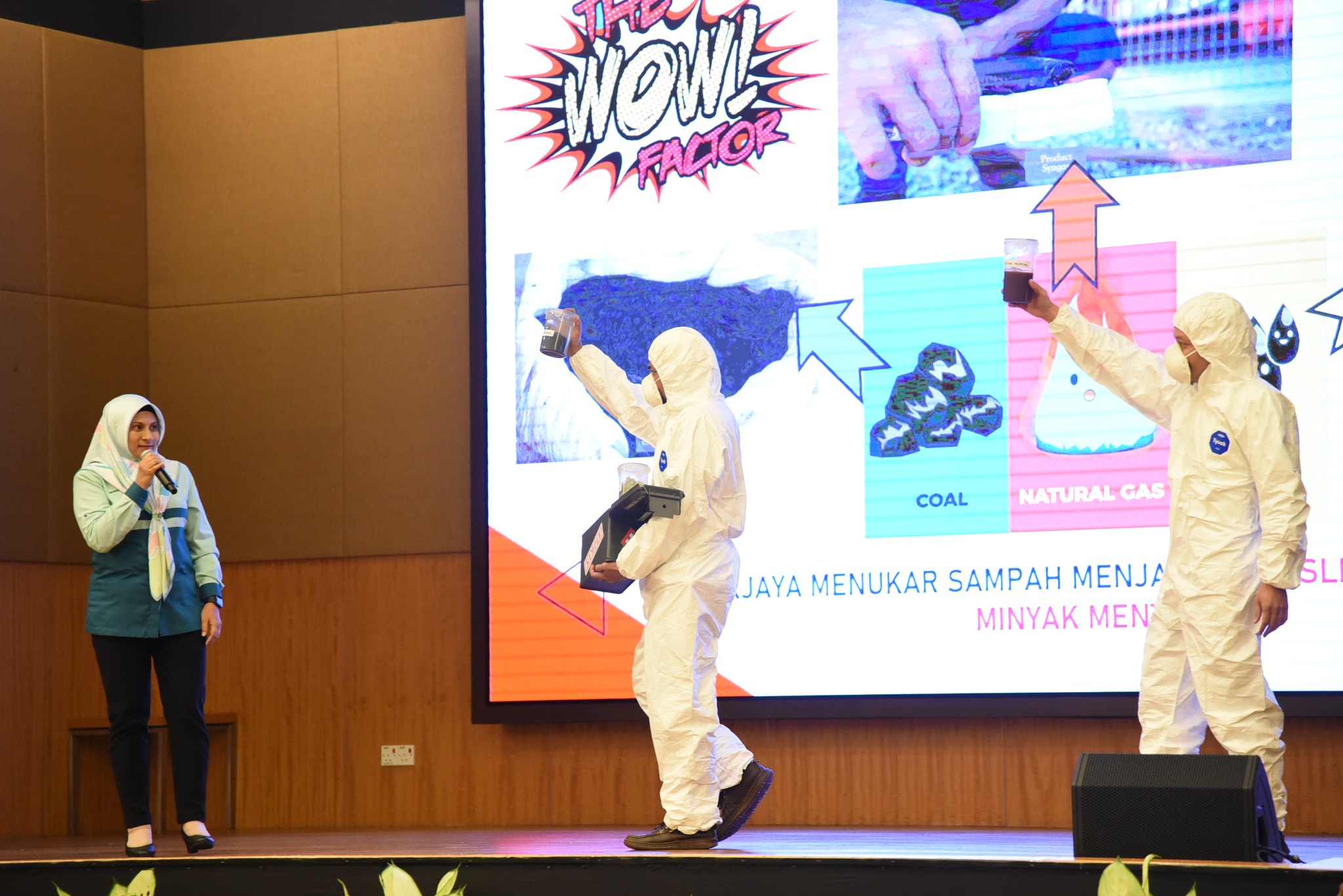 328558104 906543337127344 2454385685229308646 N