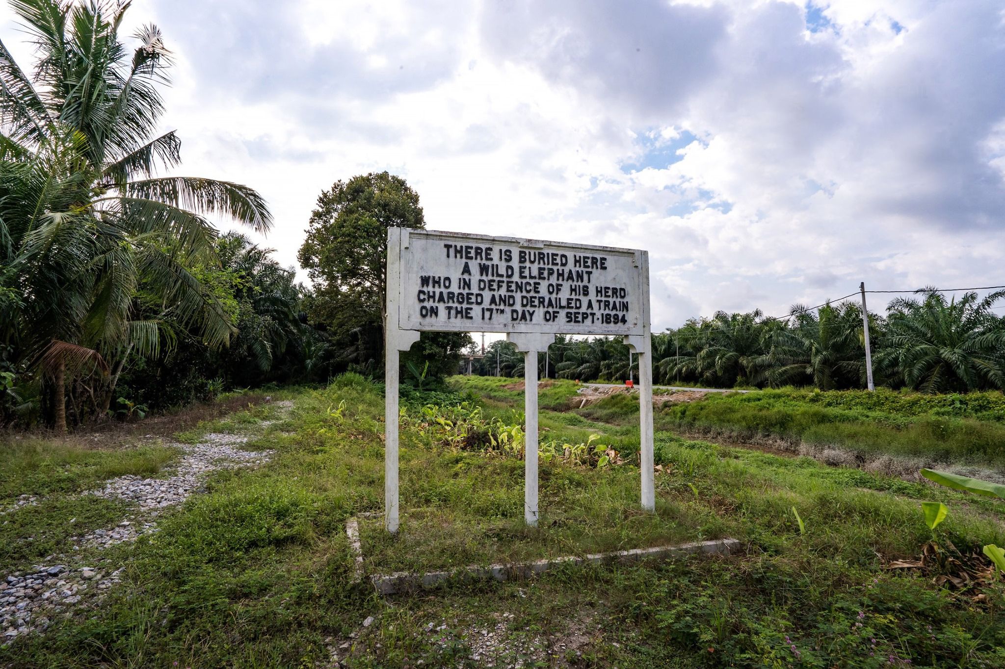 Memorial Pelanggaran Gajah Sungai Kerawai